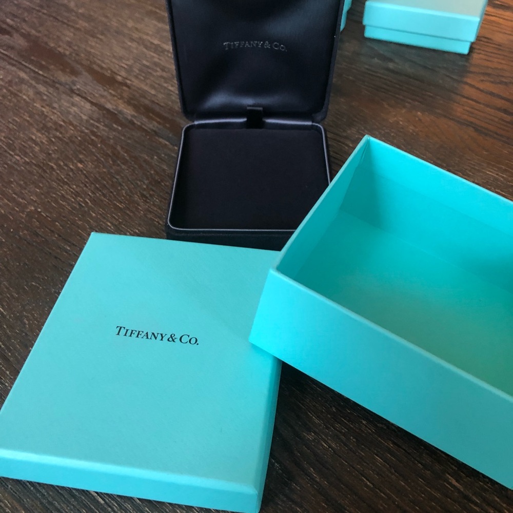 Tiffany Necklace Box